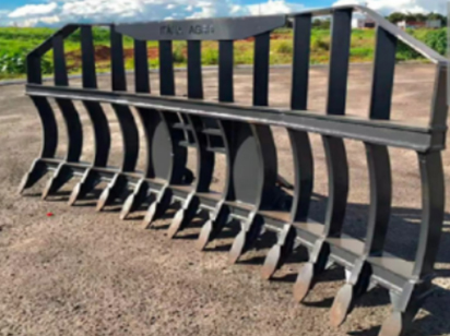 Vegetation Cleaning Fork Details
