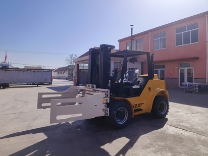 Bale Clamp Attachment
