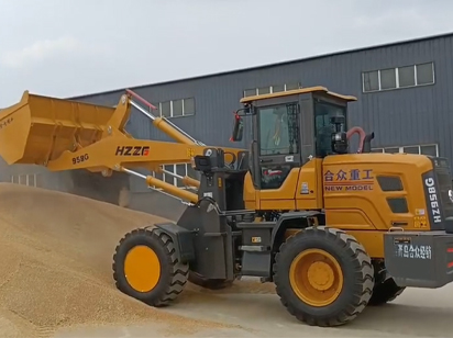 HZZG WHEEL LOADER FIELD OPERATION VIDEO