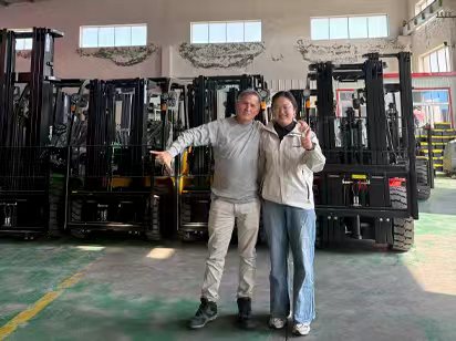 Welcome Our Argentine Customers To Visit The HZZG Factory.