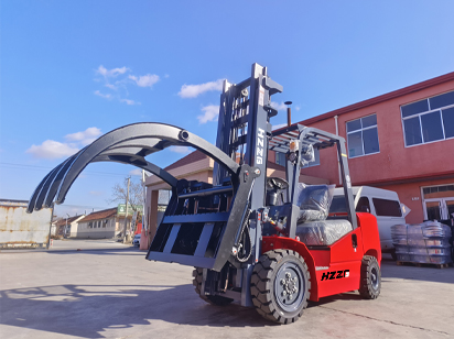 A Versatile Powerhouse, Revolutionizing Efficiency – Diesel Forklift with Tilting Grab