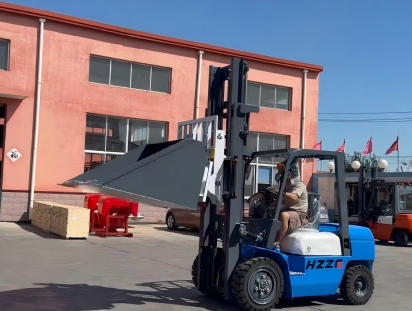 Tipping Bucket Attachment for Forklifts: One Machine for Loose-Material Handling
