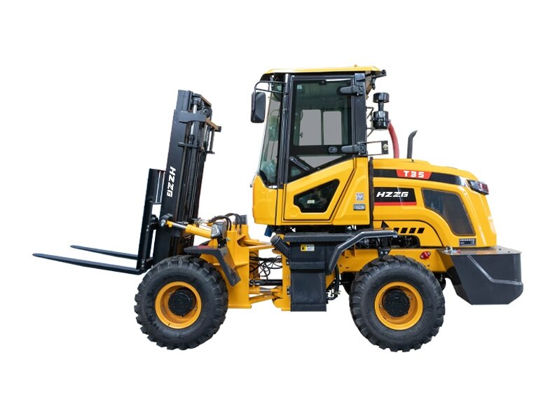 How Does the T35 3.5-Ton Rough Terrain Forklift Balance Power and Maneuverability in Confined Outdoor Yards